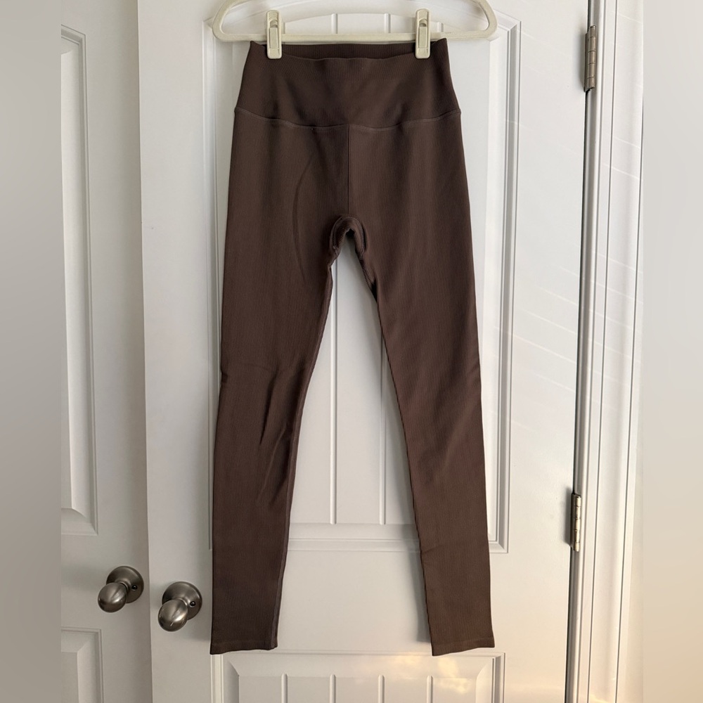 ALO Seamless High Waisted Ribbed Leggings